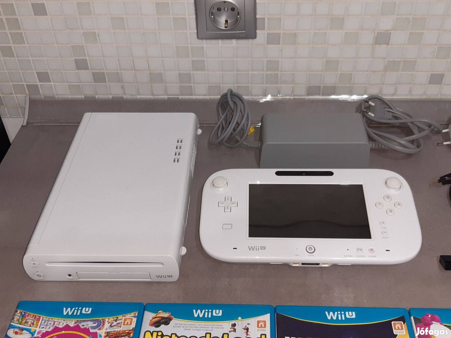 Nintendo Wii U konzol + 5 db Wii U játék, Tesztelt