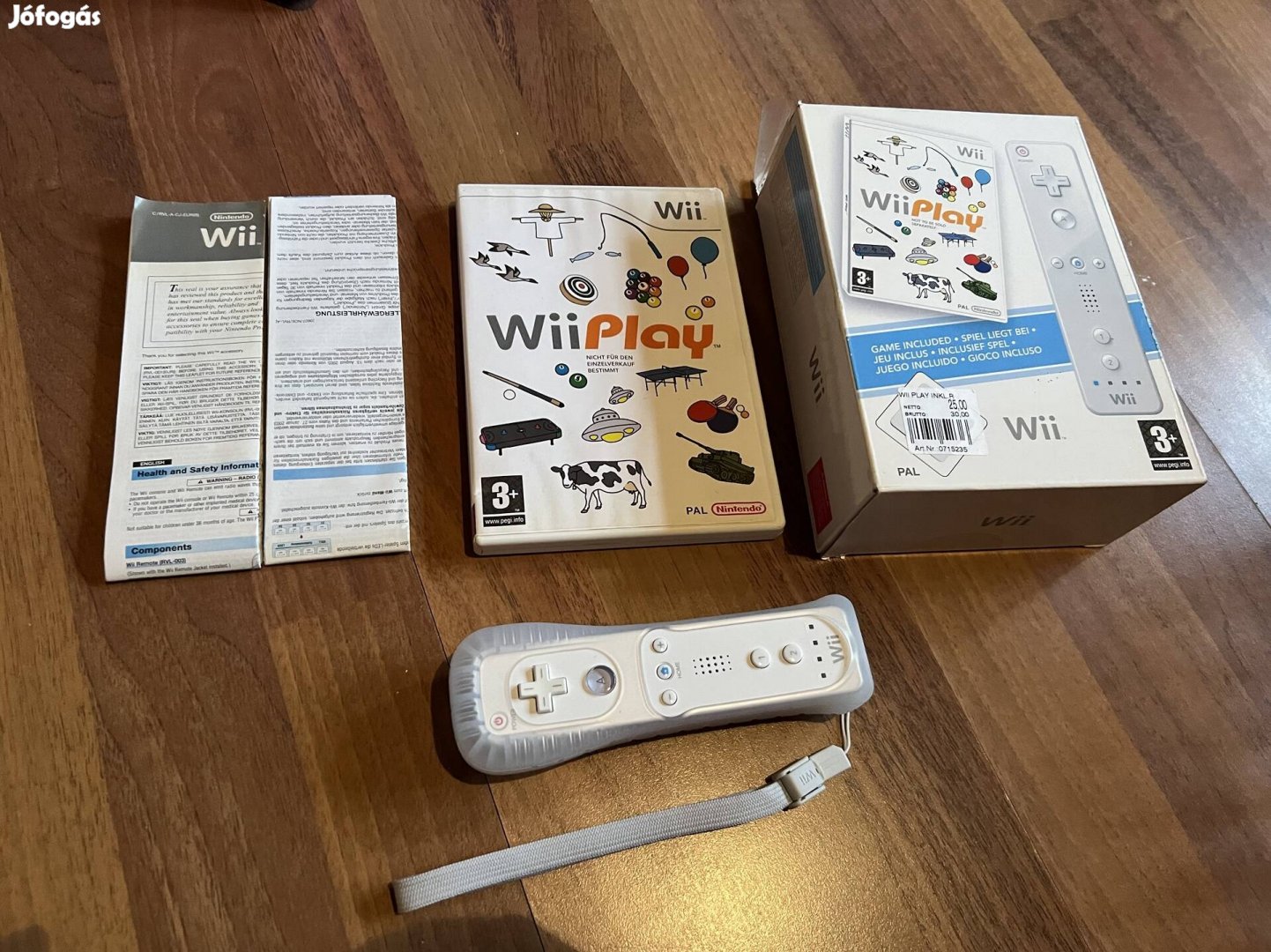 Nintendo Wii kontroller + Wii Play Bundle