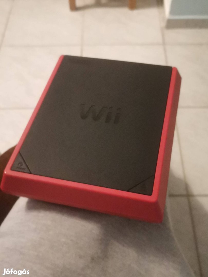 Nintendo Wii mini, piros limitált kiváló állapotú 