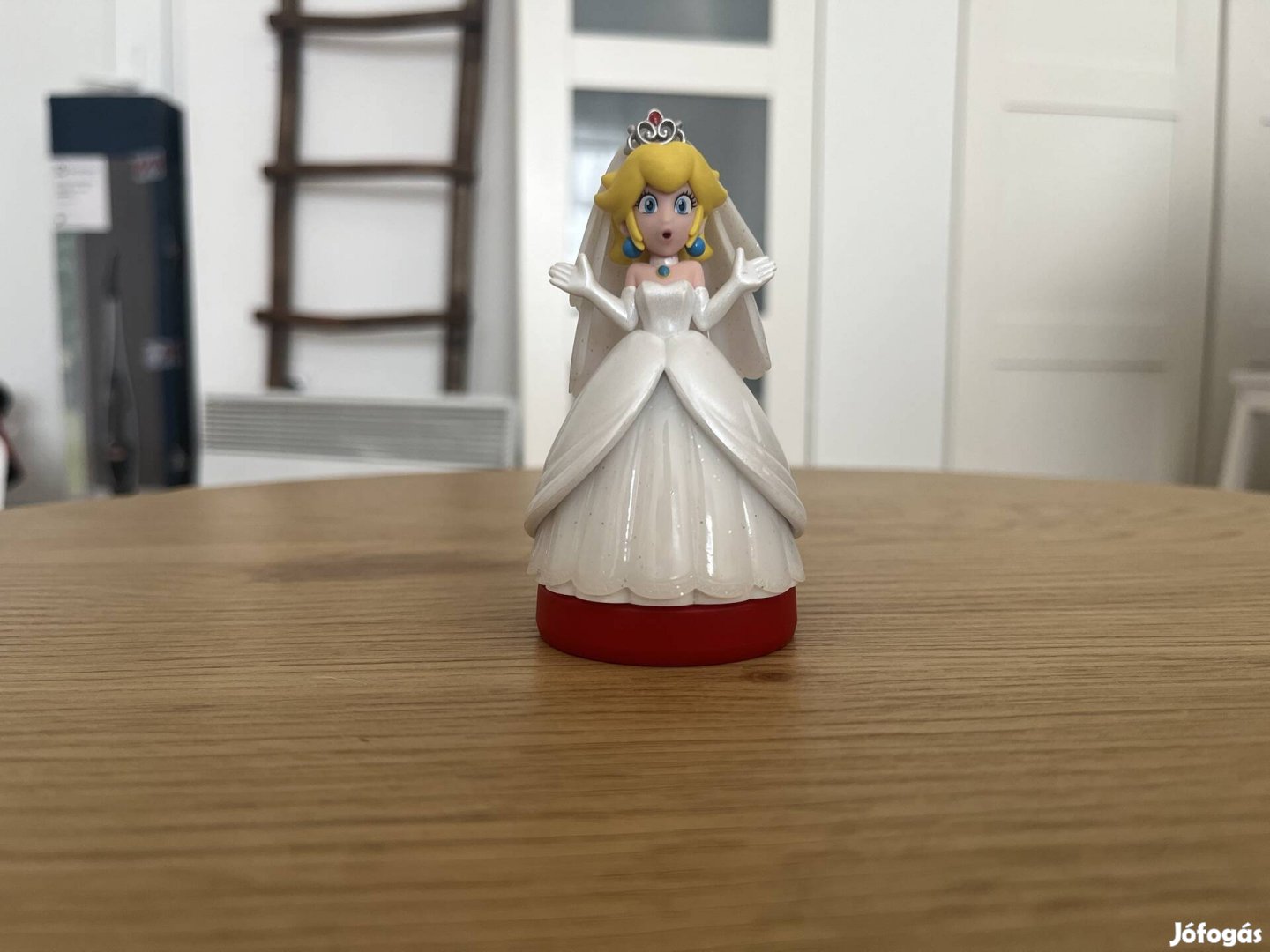 Nintendo amiibo Peach Wedding Outfit figura