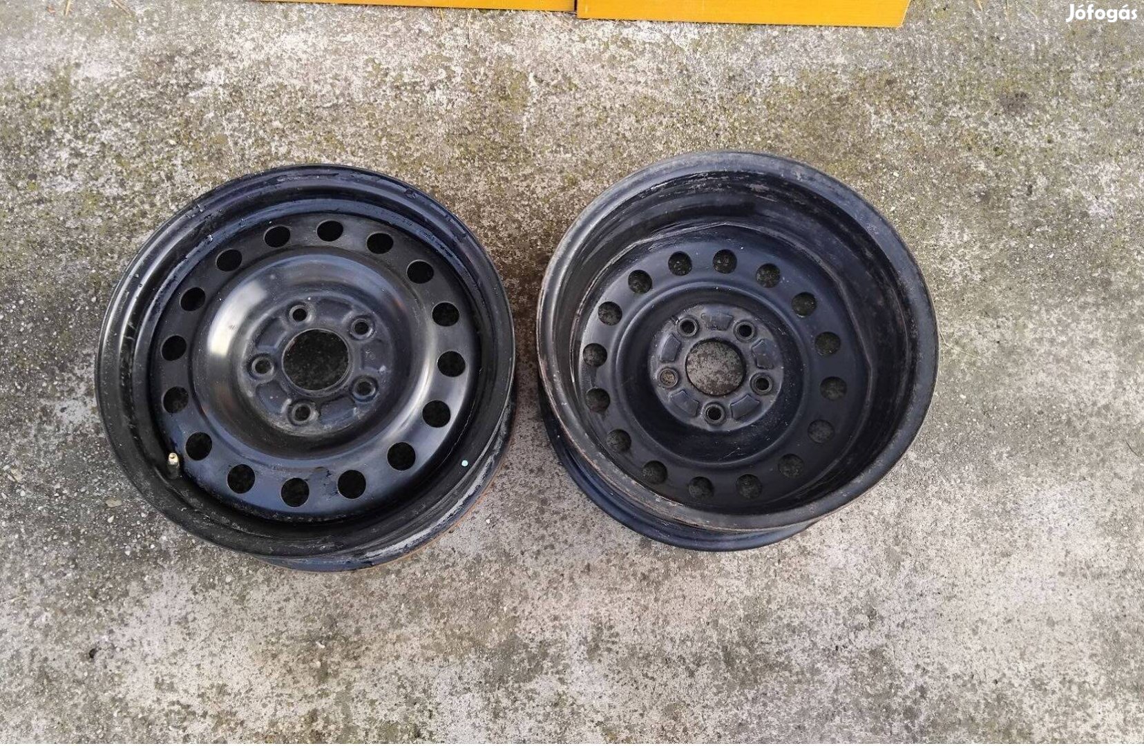 Nissan 15" Felni 5X114,3 osztó