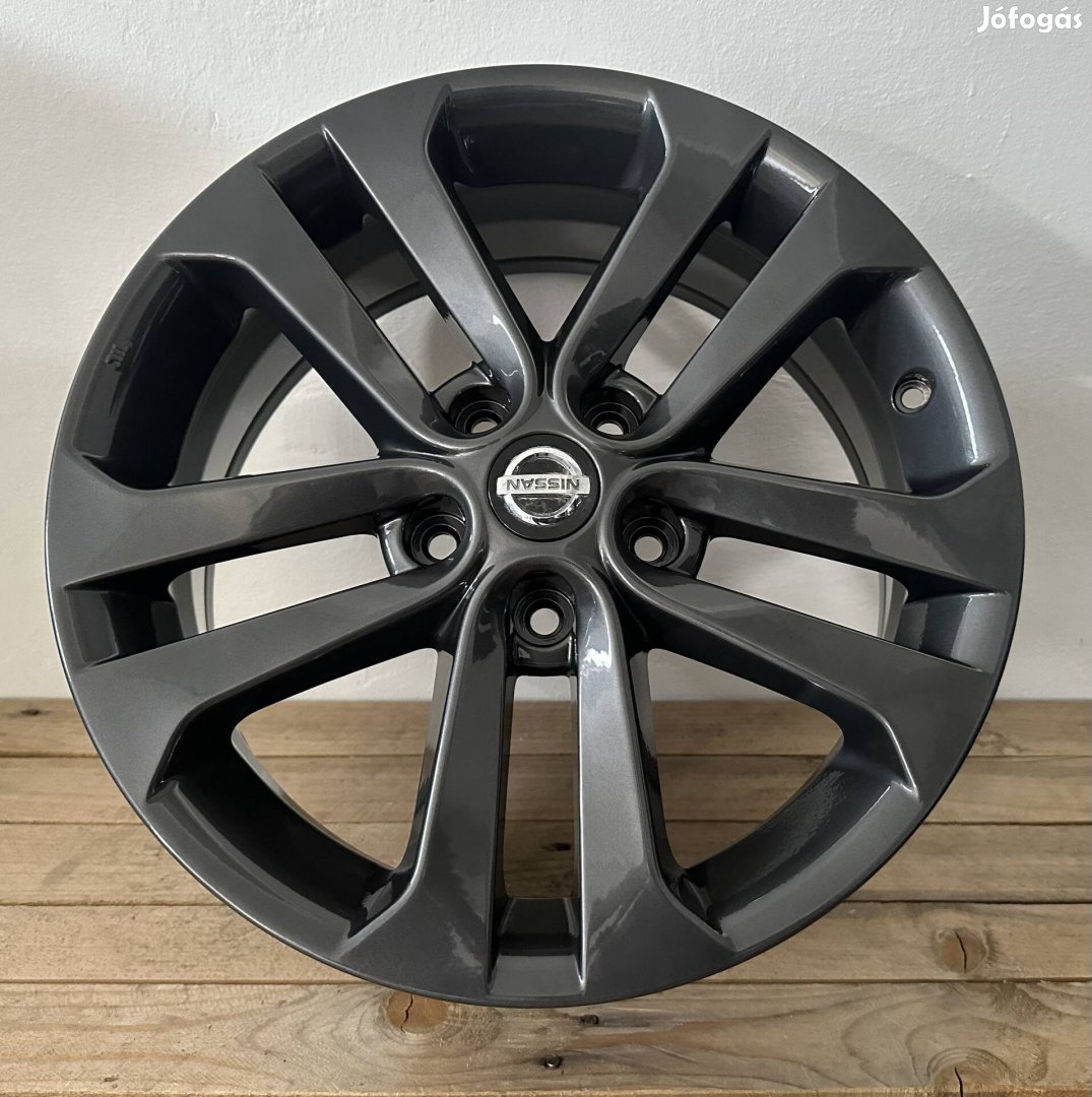 Nissan 17es gyári alufelni 5x114,3 Juke Qashqai