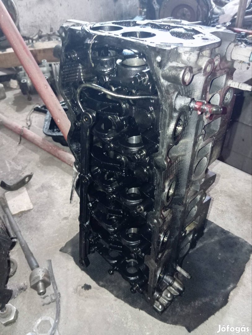 Nissan 2, 2 di hengerfej