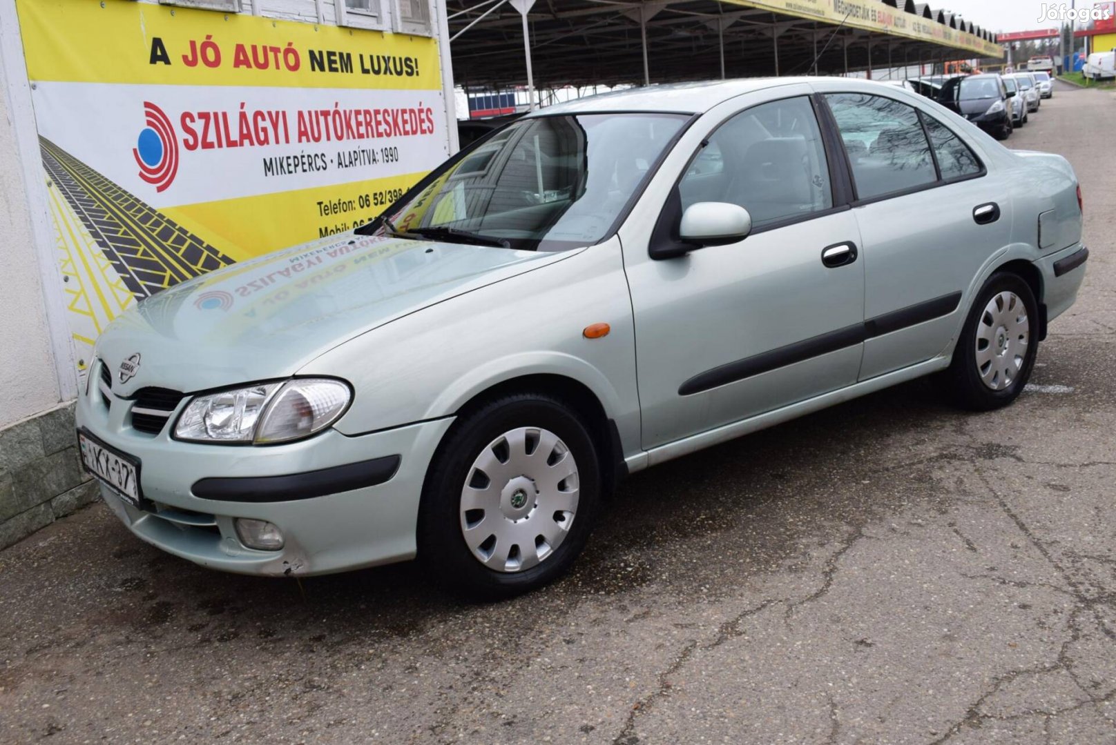 Nissan Almera 1.5 Luxury P1 Vonóhorog!