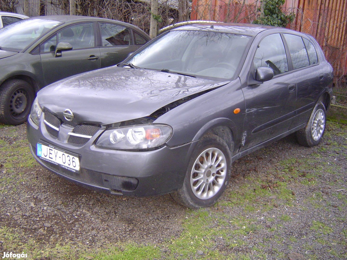 Nissan Almera 2004 1.5 Benzines N16 alkatrészei eladóak