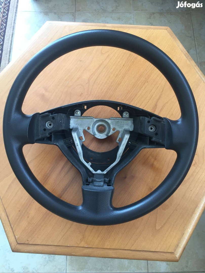 Nissan Almera 3 ágú gumikormány eladó