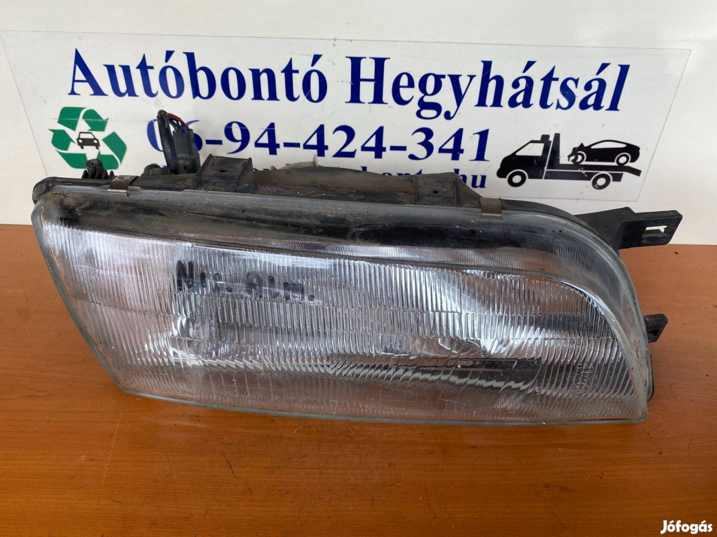 Nissan Almera I jobb fényszóró