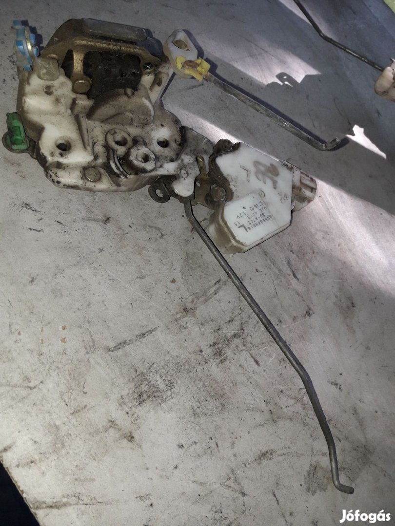 Nissan Almera N15 Bal Első Ajtó Zárszerkezet Központizár