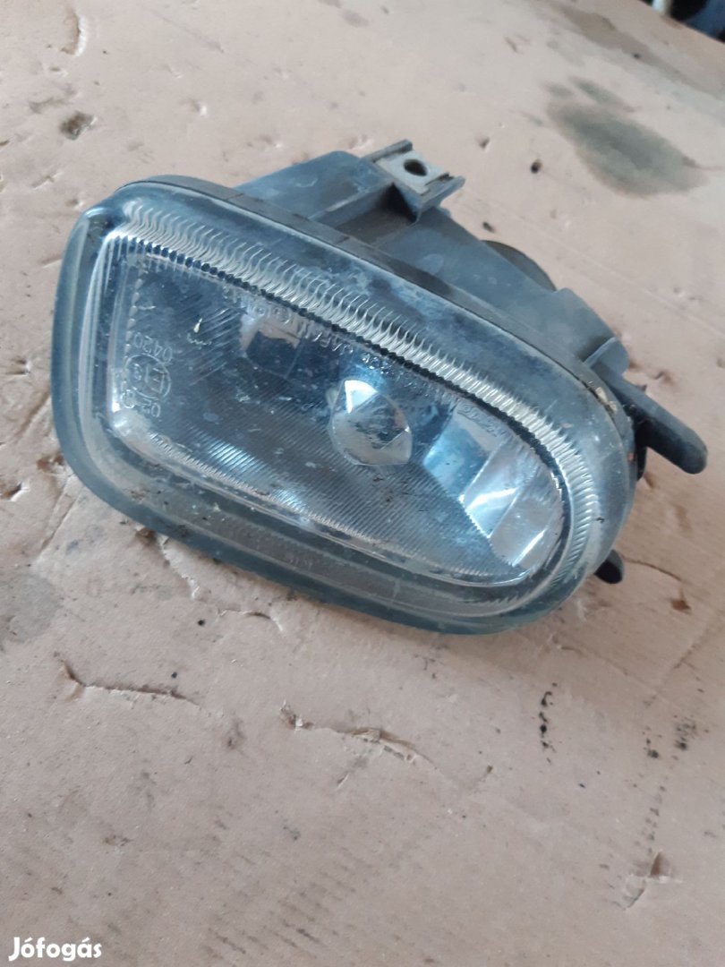 Nissan Almera N16 Jobb Első Ködlámpa