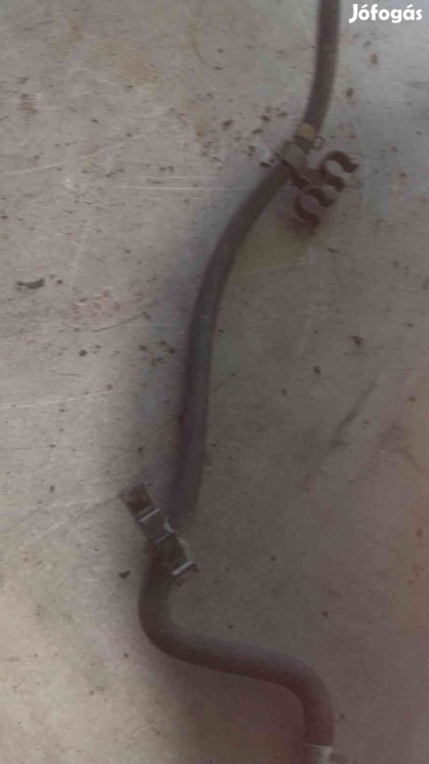 Nissan Almera N16 Üzemanyag Cső