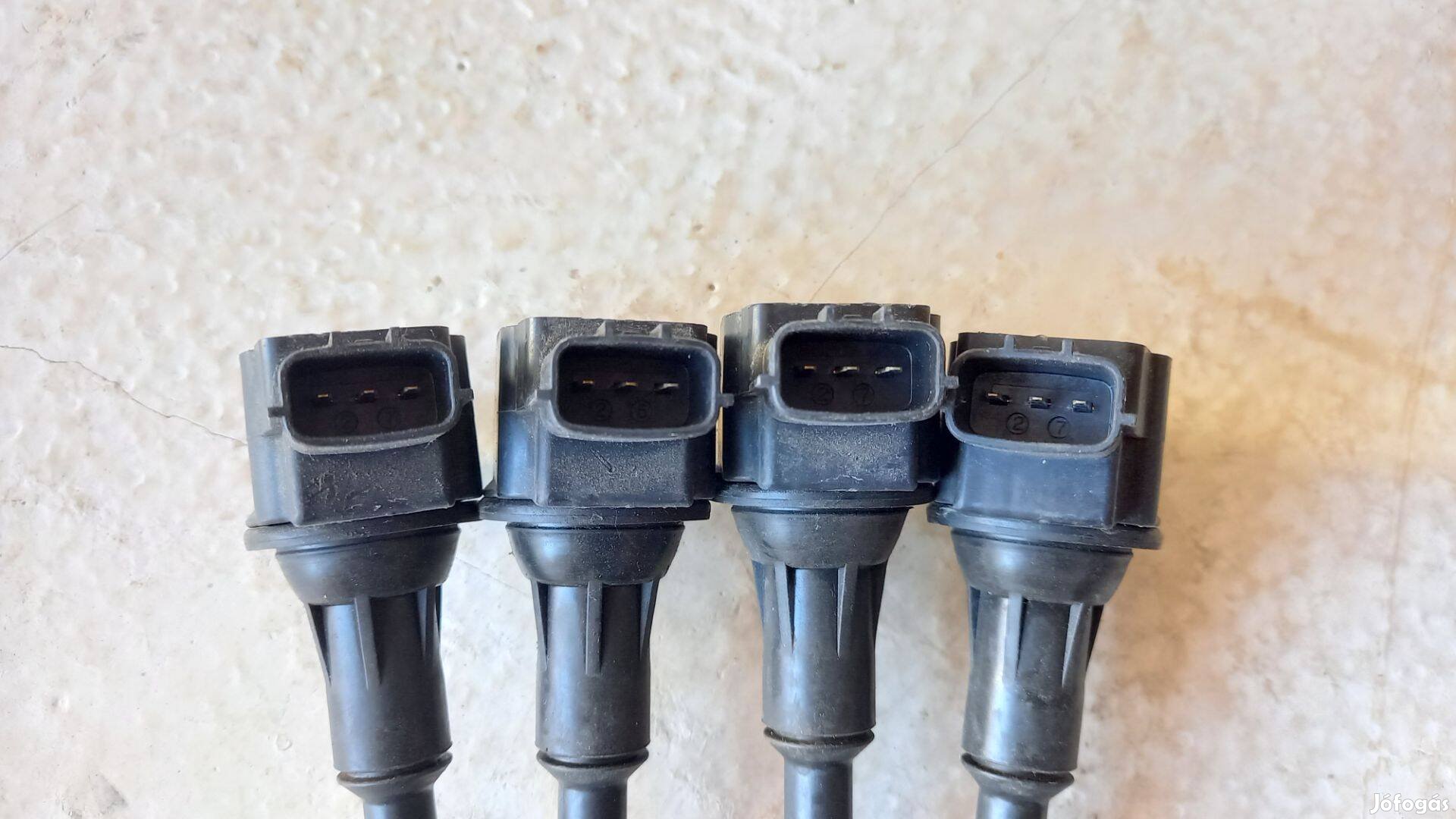 Nissan Almera N16 alkatrész Gillich Zsolt részére