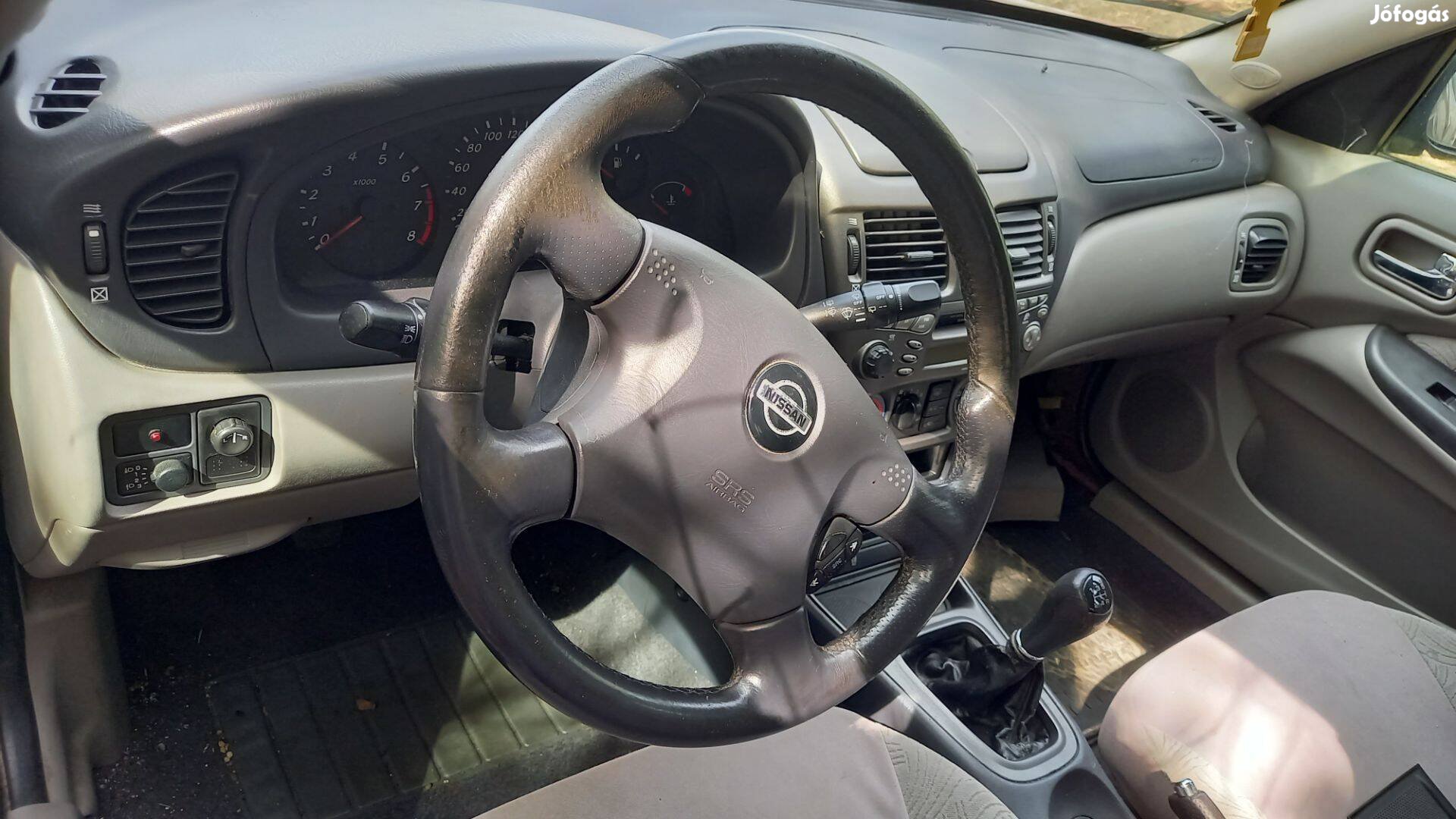 Nissan Almera N16 belső eladó