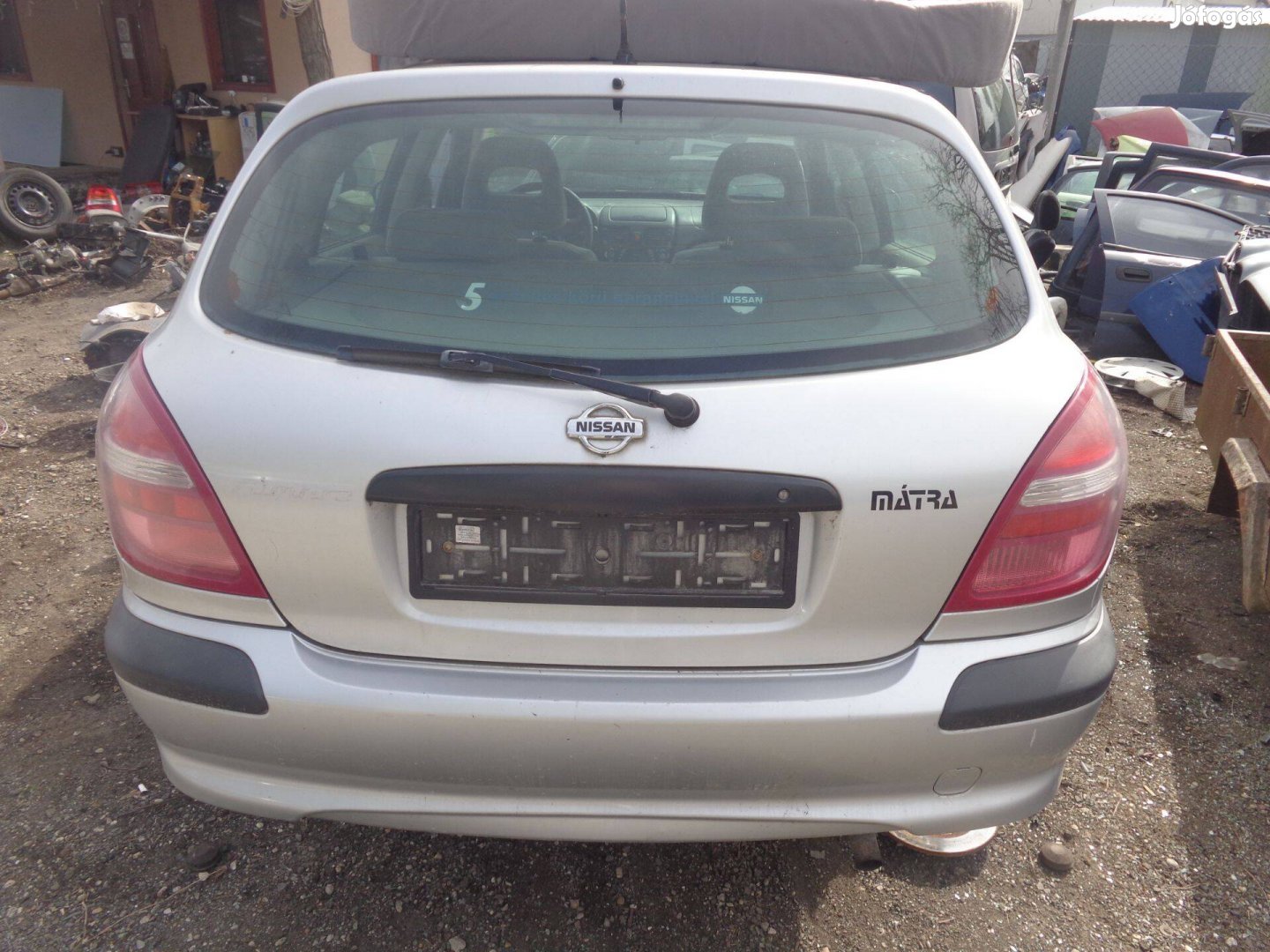 Nissan Almera N16 csomagtérajtó