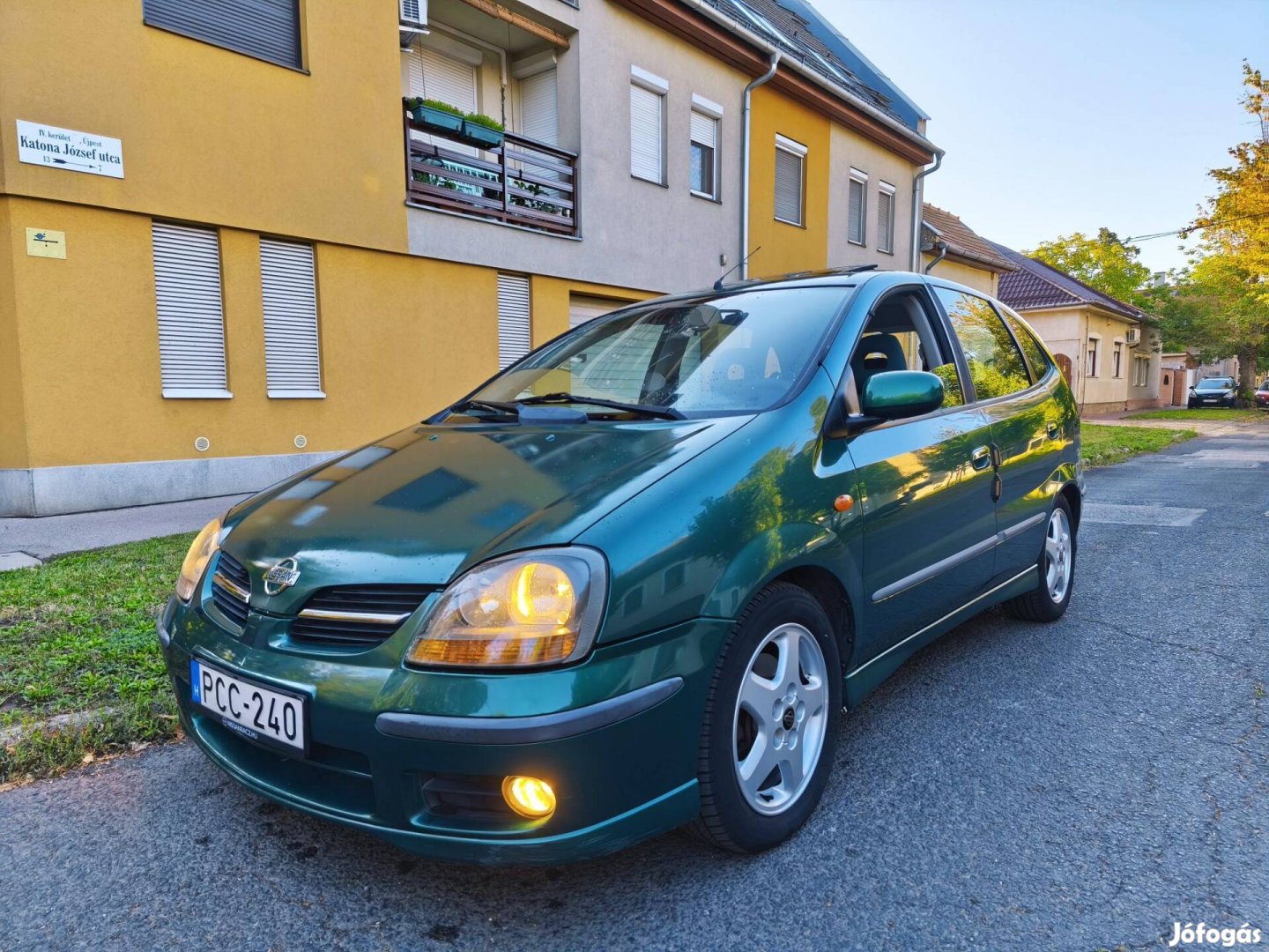 Nissan Almera Tino 2.0 Comfort CVT (Automata) F...