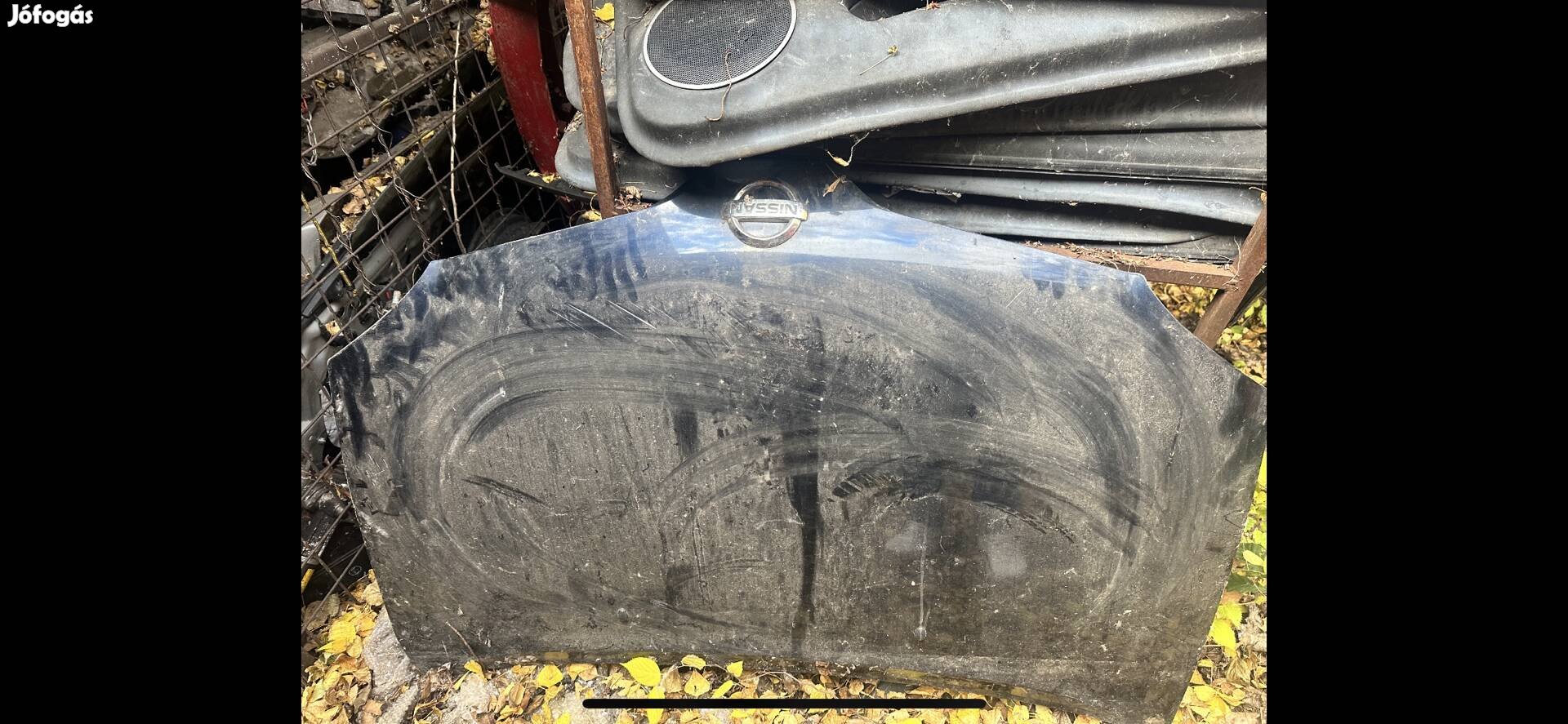 Nissan Almera Tino géptető motorháztető