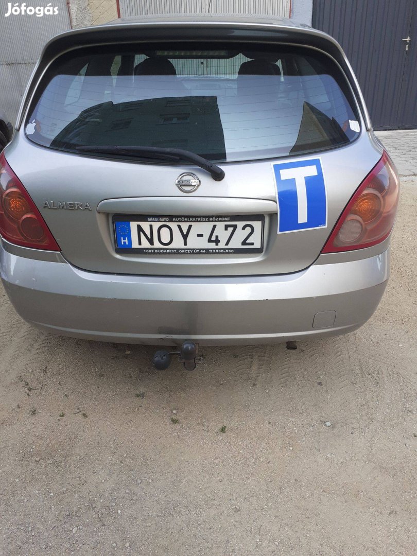 Nissan Almera ferdehátu