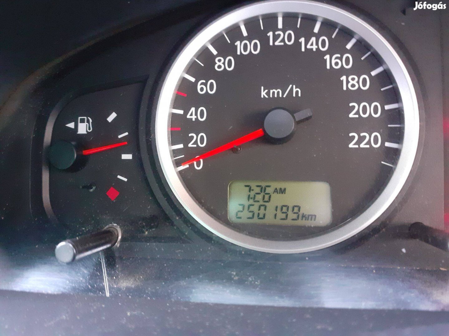 Nissan Almera ferdehátu