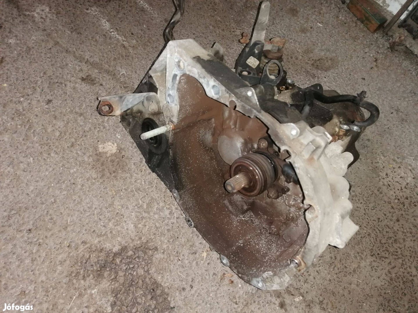 Nissan Almera n16 dízel váltó