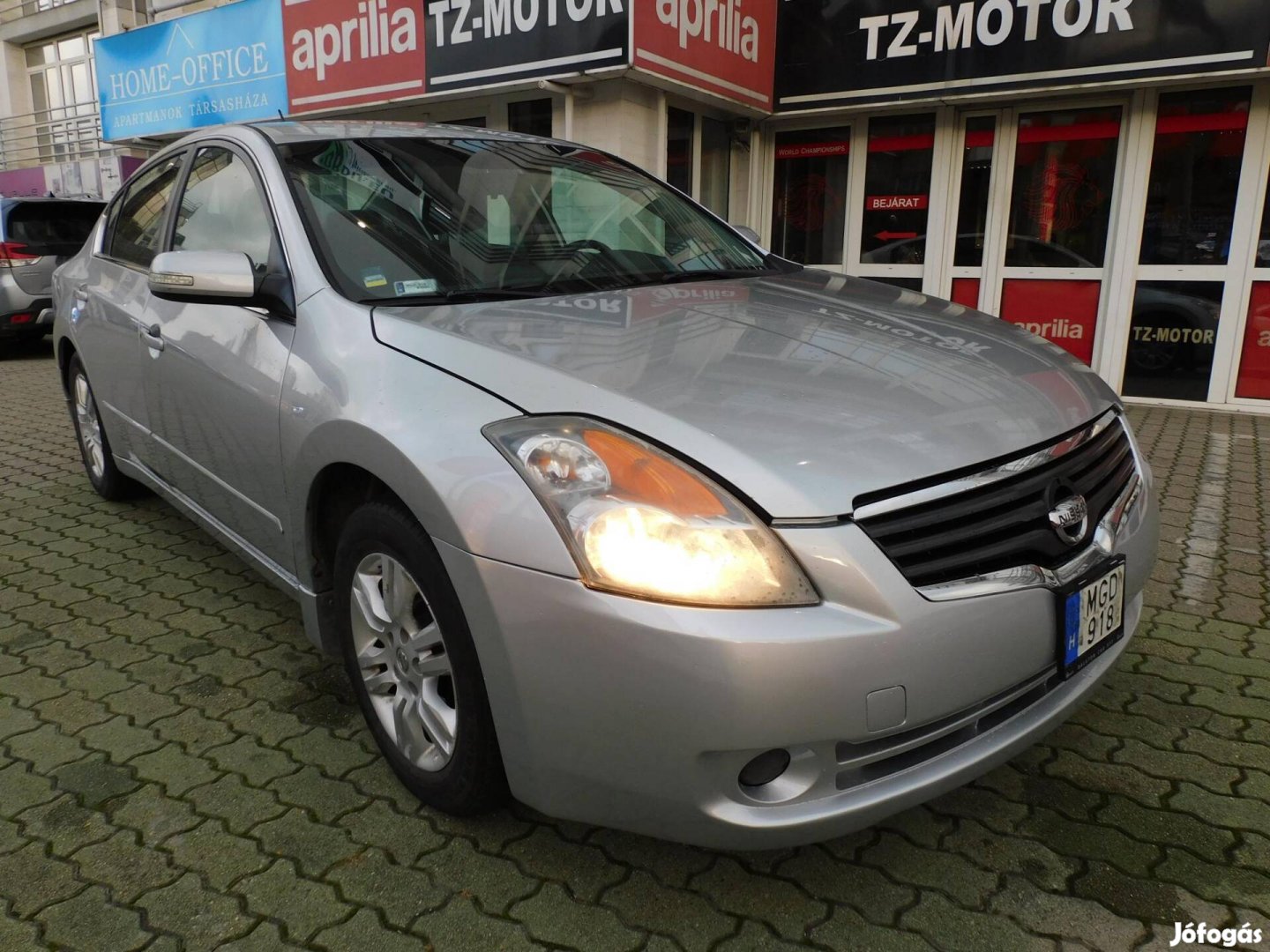 Nissan Altima 2.5i Hybrid Automata!