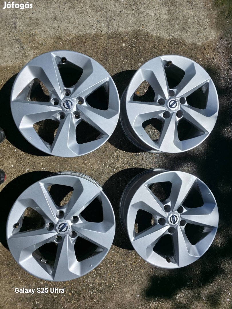 Nissan Alufelnik nyomásszenzorokkal 17colos.