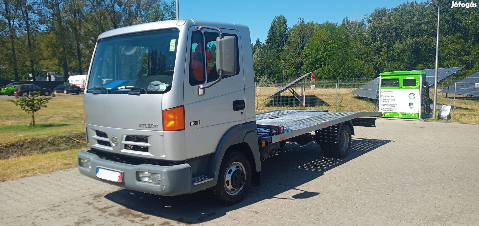 Nissan Atleon 35.13 ZD30 motor alkatrész eladó autómentő