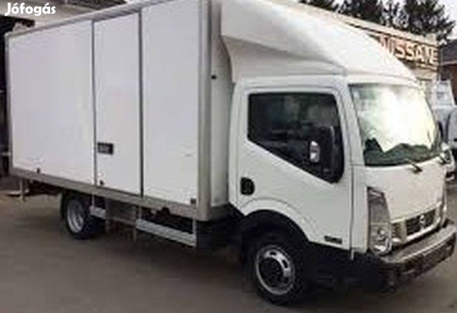 Nissan Cabstar 3,5T dobozos, emelőhátfalas teherautó eladó KFT-vel!