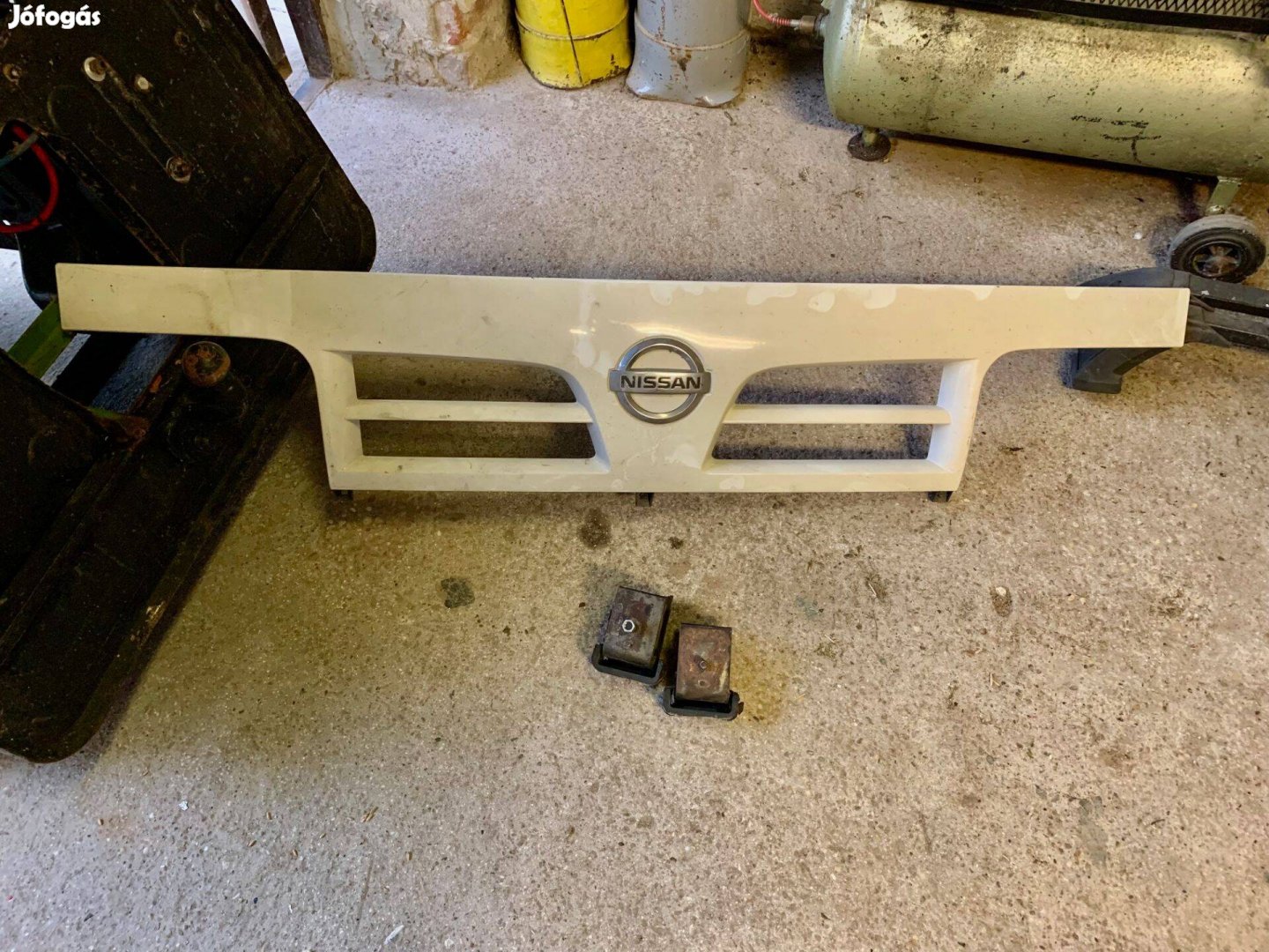 Nissan Cabstar F 22 alkatrész