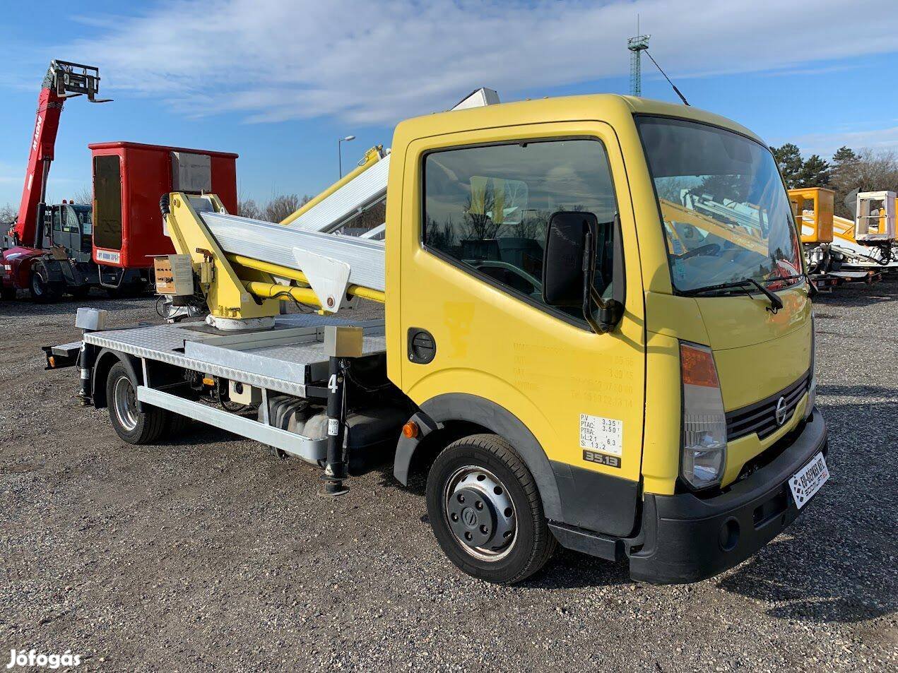 Nissan Cabstar Multitel MX170 - 17 m