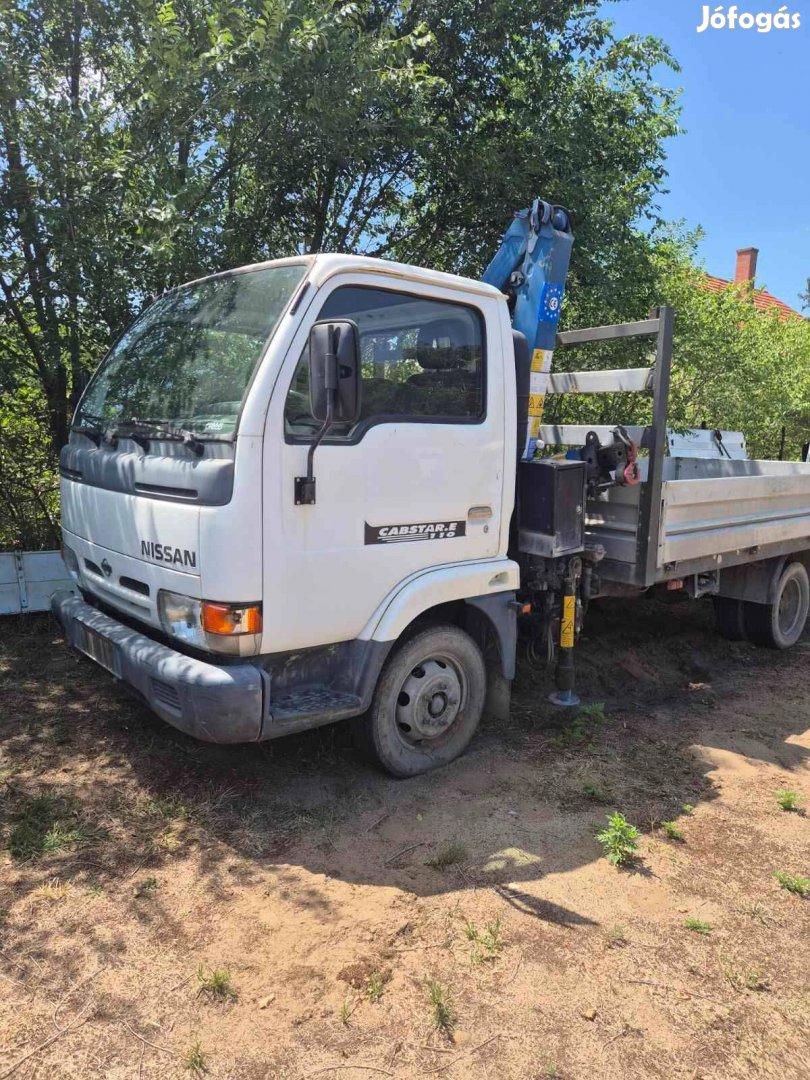 Nissan Cabstar bontott alkatrészei