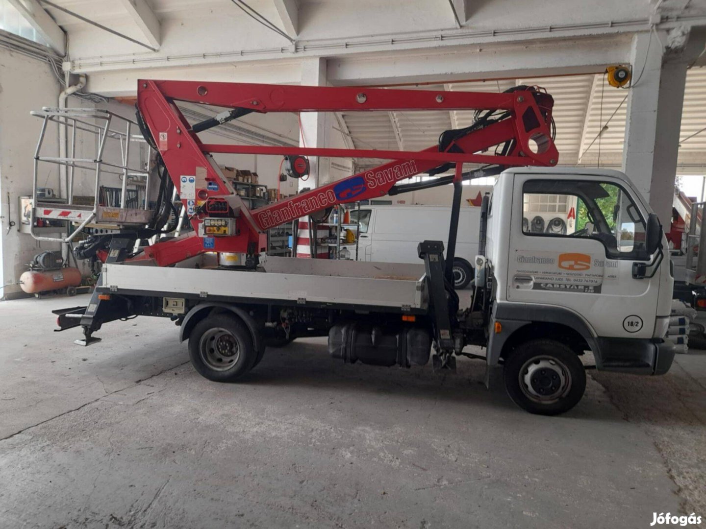 Nissan Cabstar oil & Steel 189 Snake City