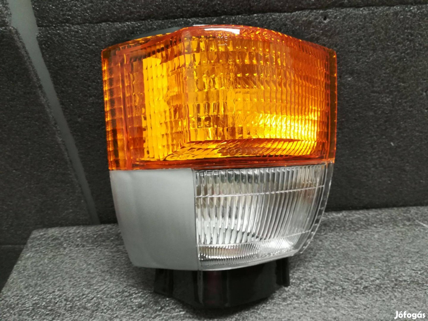 Nissan Cabstar villogó-helyzetjelző jobb 1982 -> 1993 (s/f)