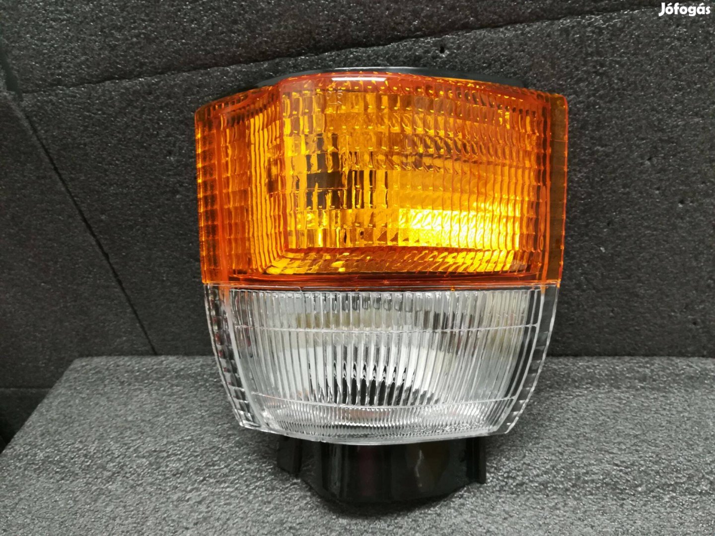 Nissan Cabstar villogó-helyzetjelző jobb 1994 -> 2001 (s/f) üres