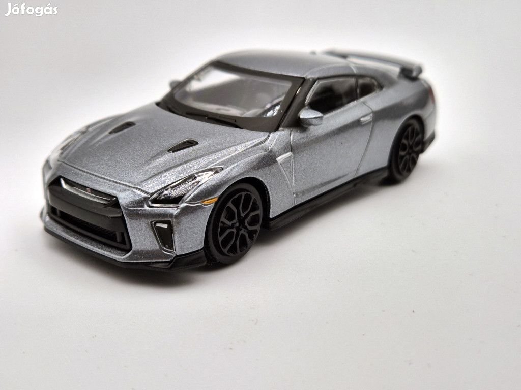 Nissan GT-R (2017) -  Bburago - 1:43