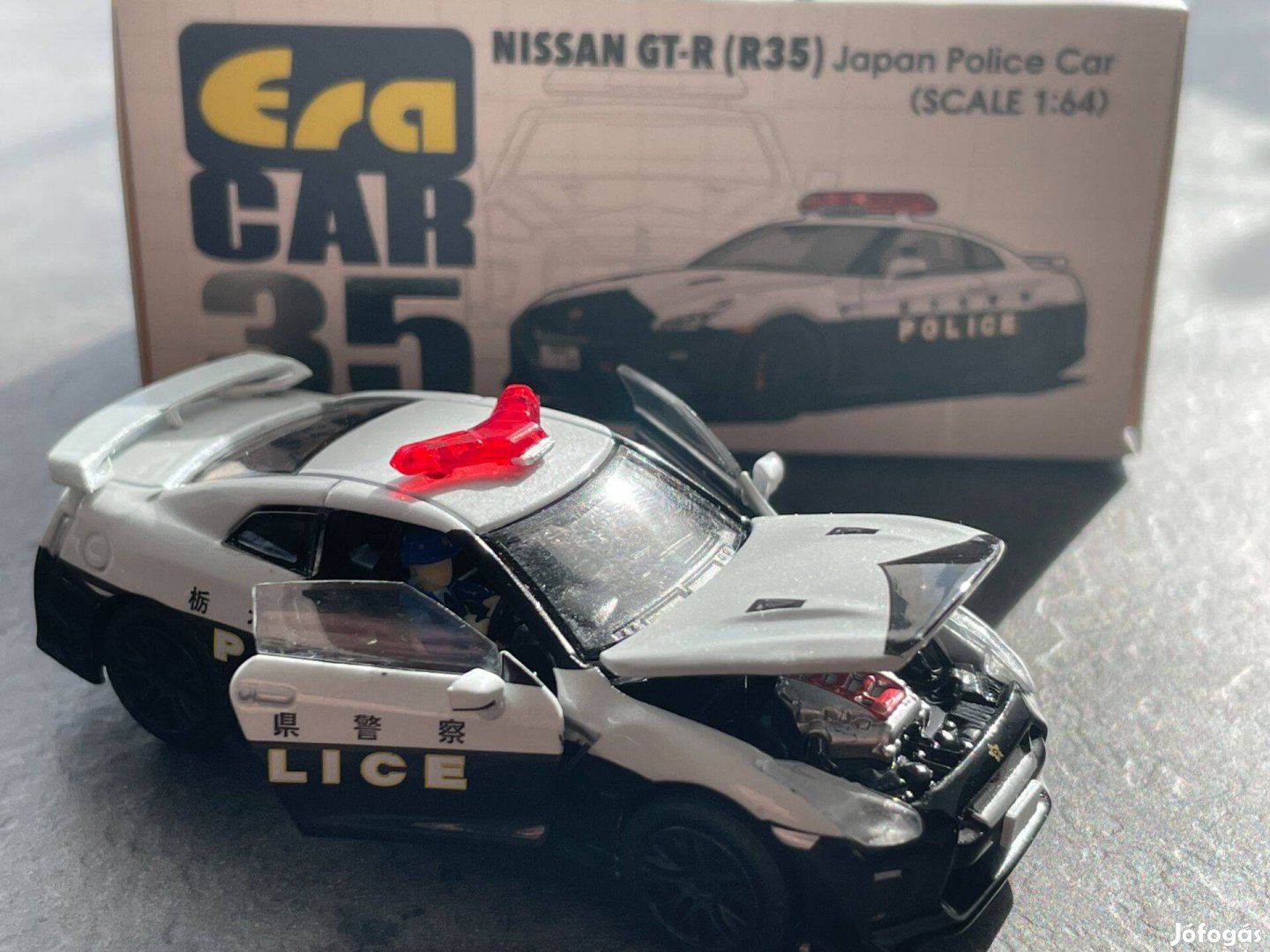 Nissan GT-R (R35) Japan Police modellautó - Era Car 1:64 méret