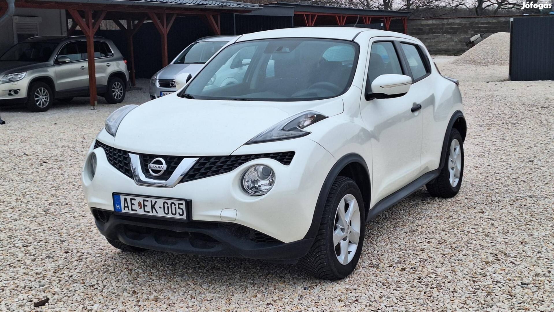 Nissan Juke 1.6 Acenta Gyöngyház metál színben....