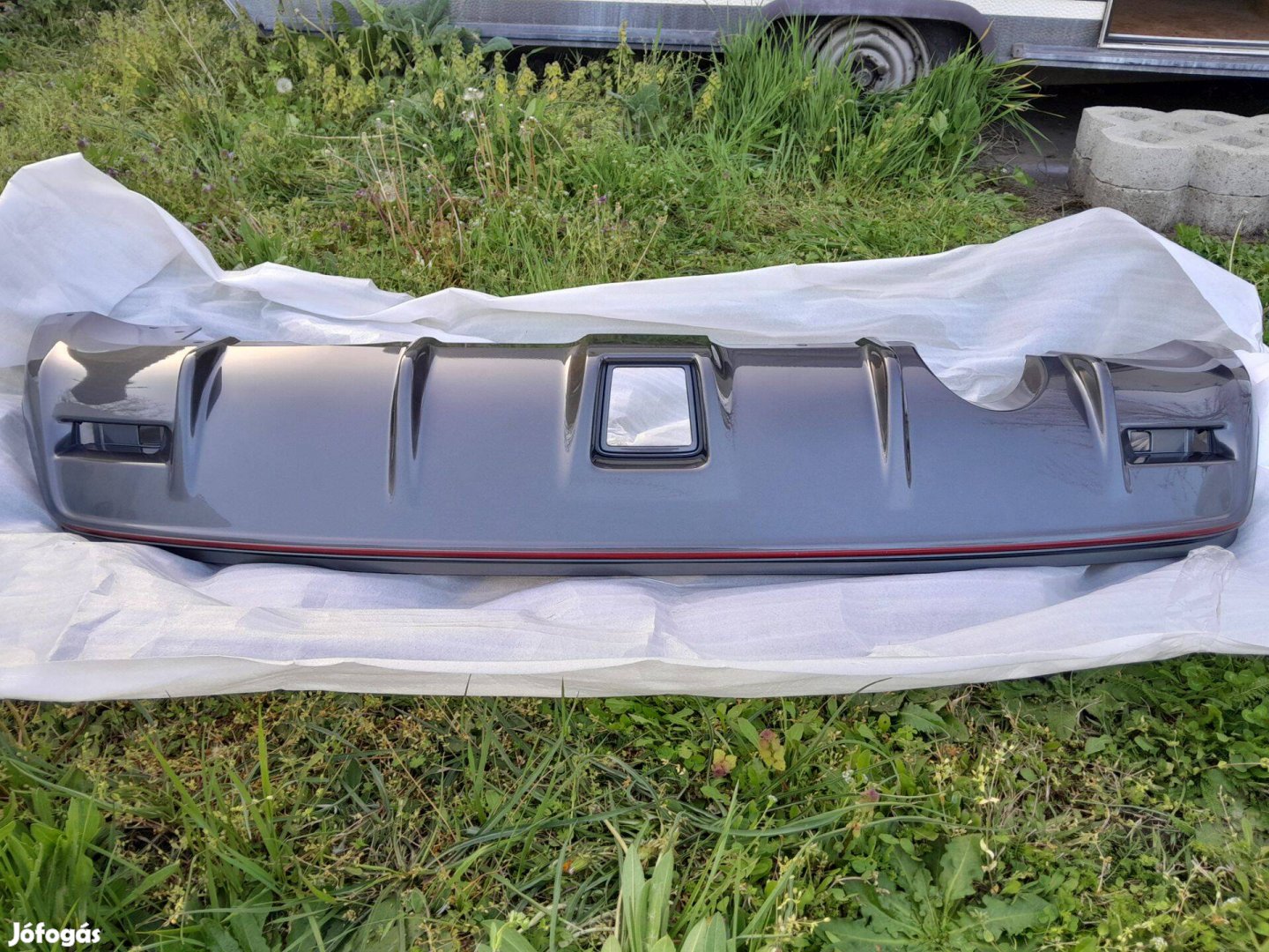 Nissan Juke Nismo hátsó lökhárító toldat gyári új