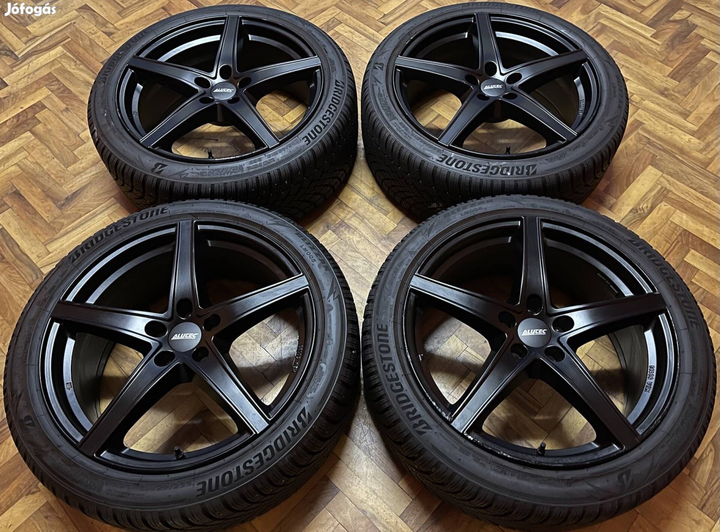 Nissan Juke ( F16) Téli szett 19" 5x114,3 , 225/45r19 Bridgestone 