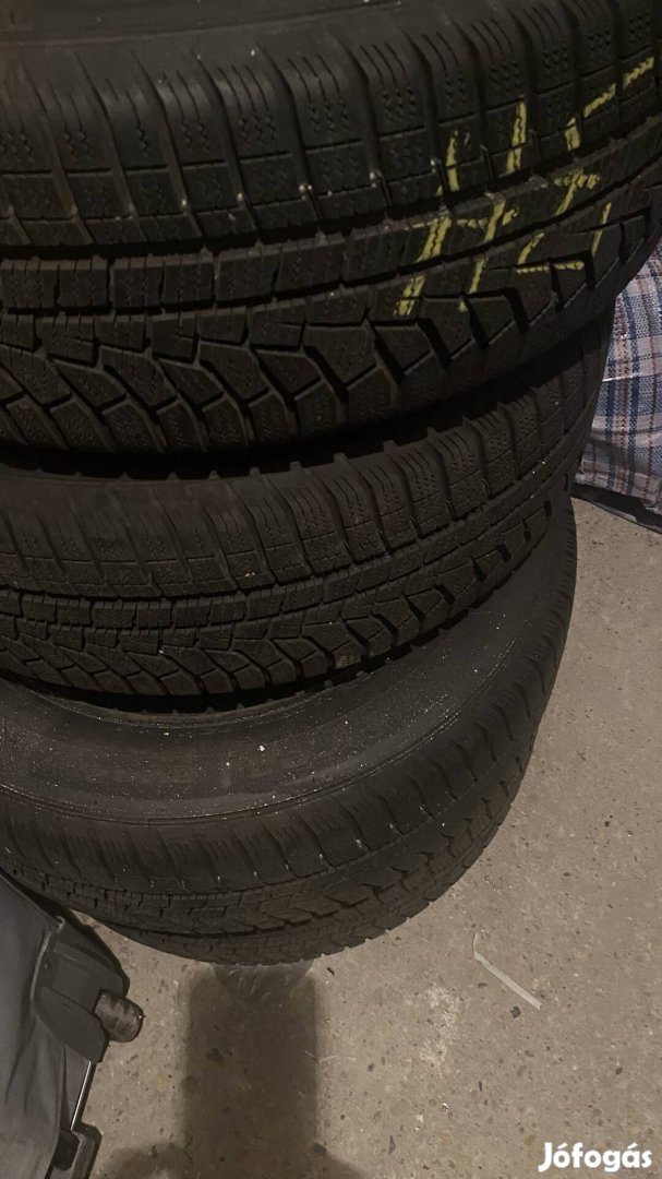 Nissan Juke-ra Téli gumi Hankook