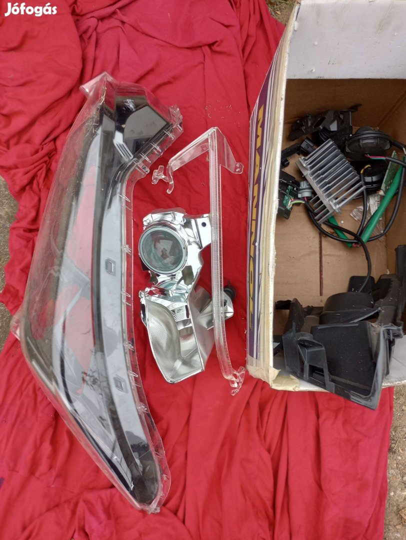 Nissan Leaf 2 Be lámpa alkatrészei