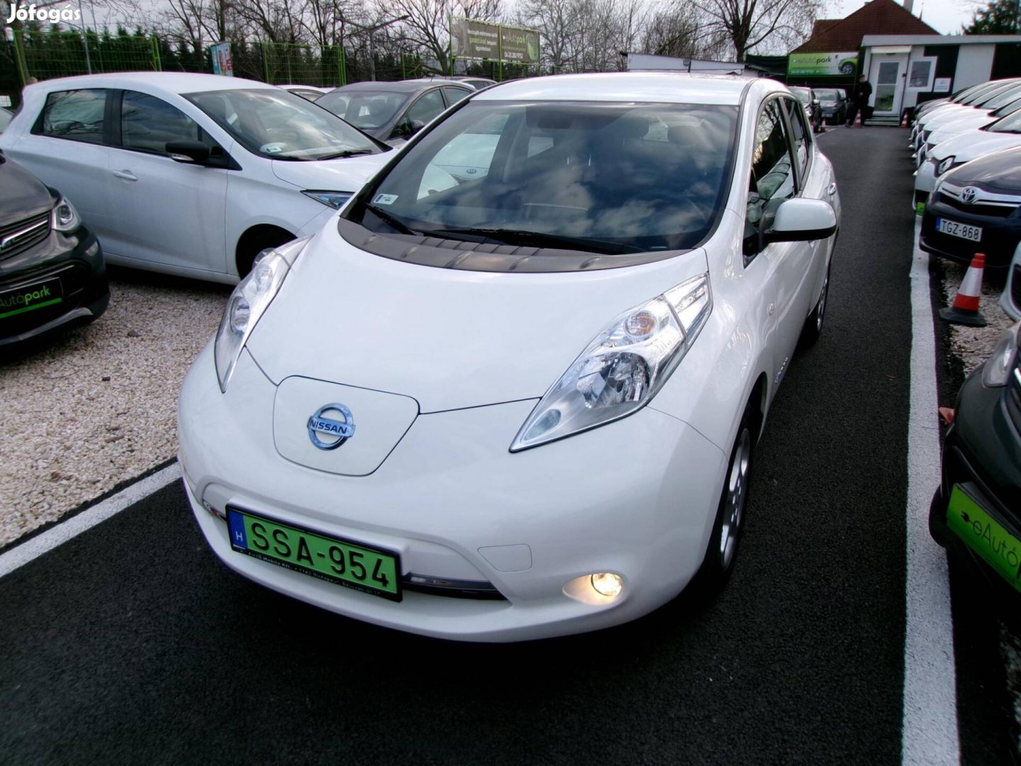 Nissan Leaf Acenta 30 kWh (Automata) RADAR+Navi...