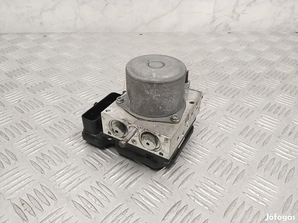 Nissan Leaf II ABS kocka 476605SH0A