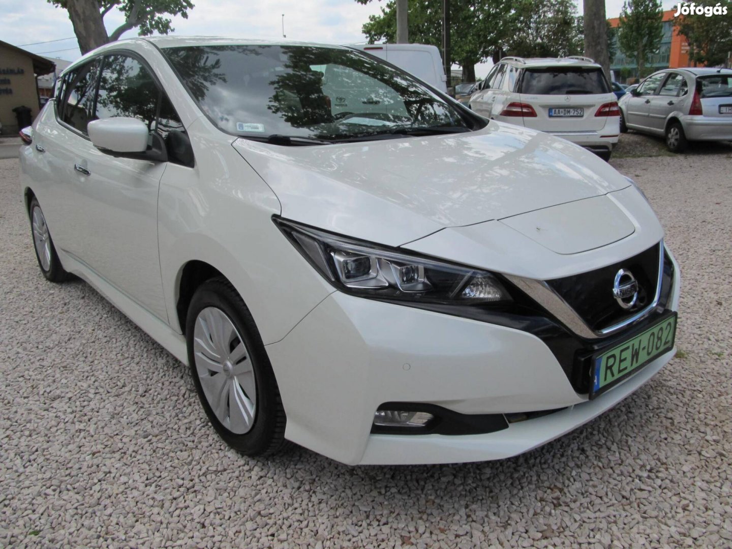 Nissan Leaf Tekna 40kWh (Automata) Magyarországi