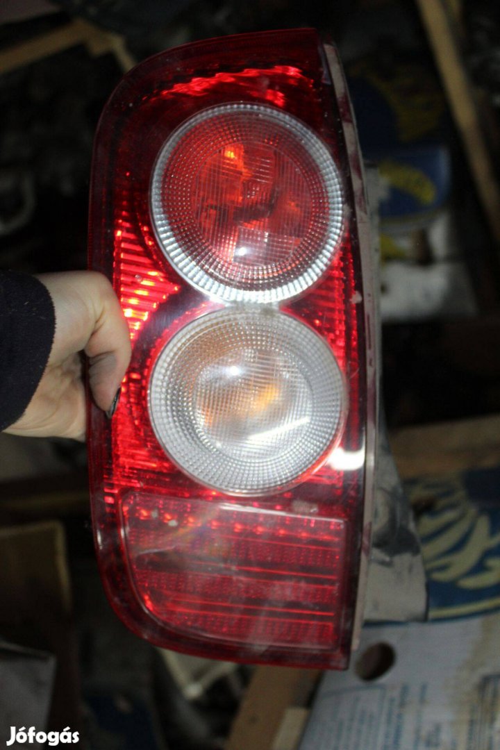 Nissan Micra 1.5 dCi (2003 - 2010) Bal hátsó lámpa