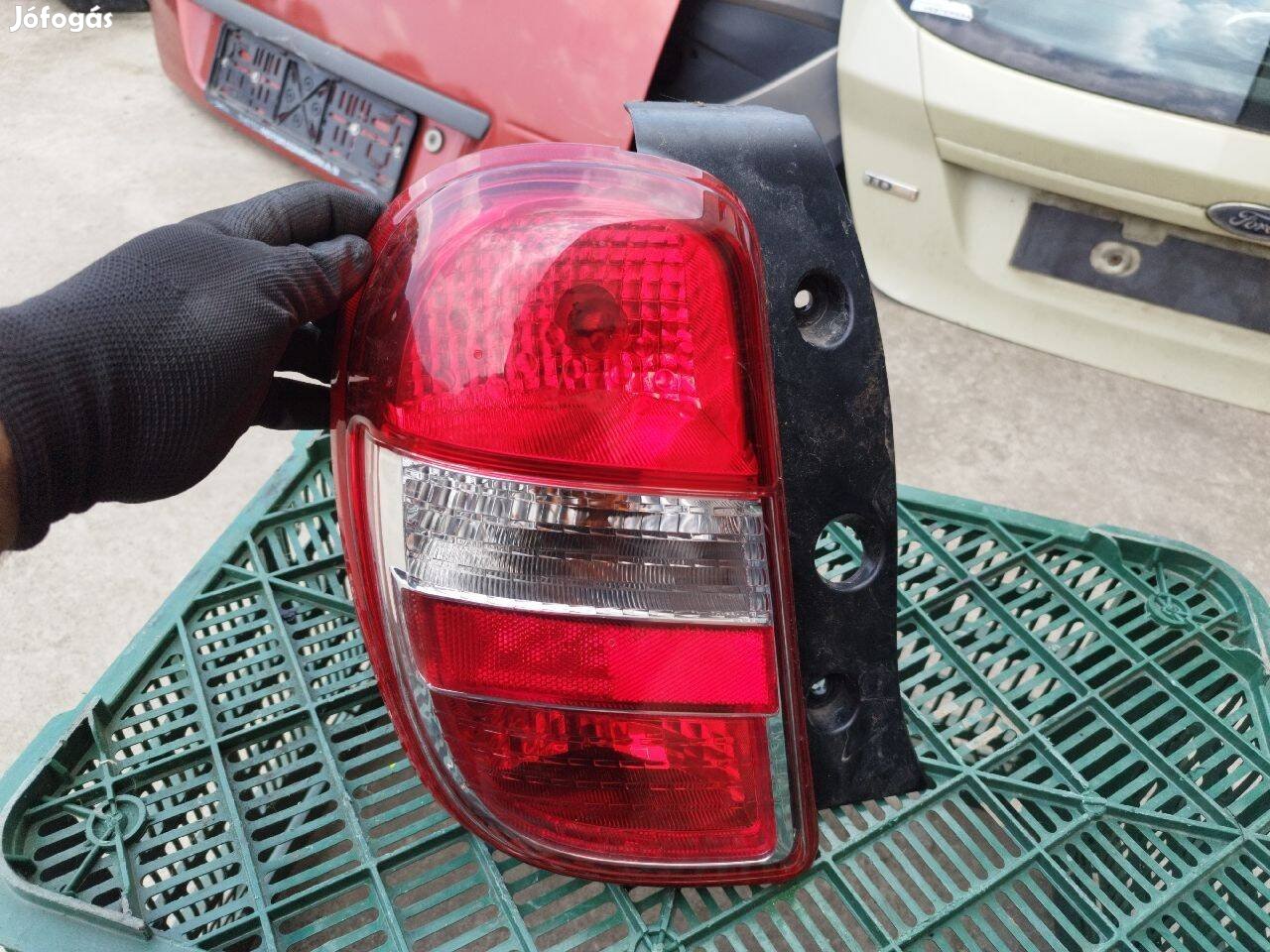 Nissan Micra 2010-2015 bal hátsó lámpa