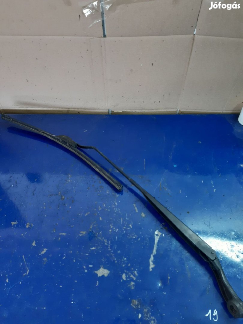 Nissan Micra Bal Első Ablaktörlő Kar