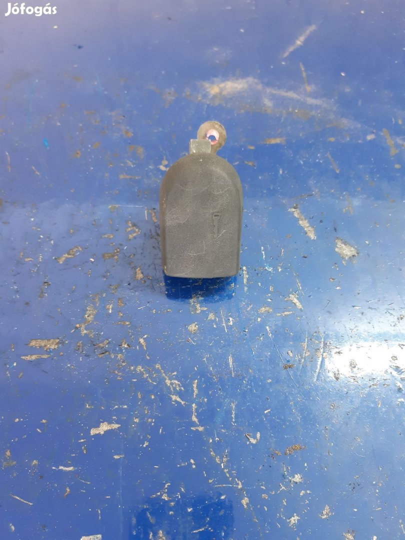 Nissan Micra Bal Első Ajtó Zárbetét