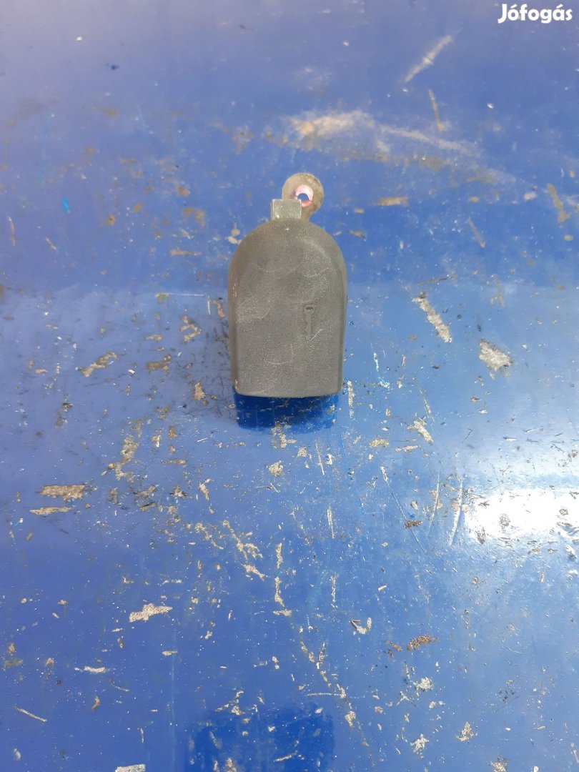 Nissan Micra Bal Első Ajtó Zárbetét