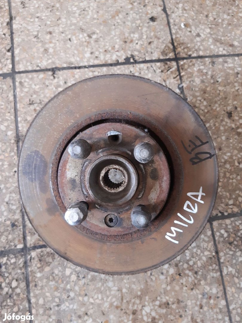 Nissan Micra Bal Első Csonkállvány Kerékaggyal