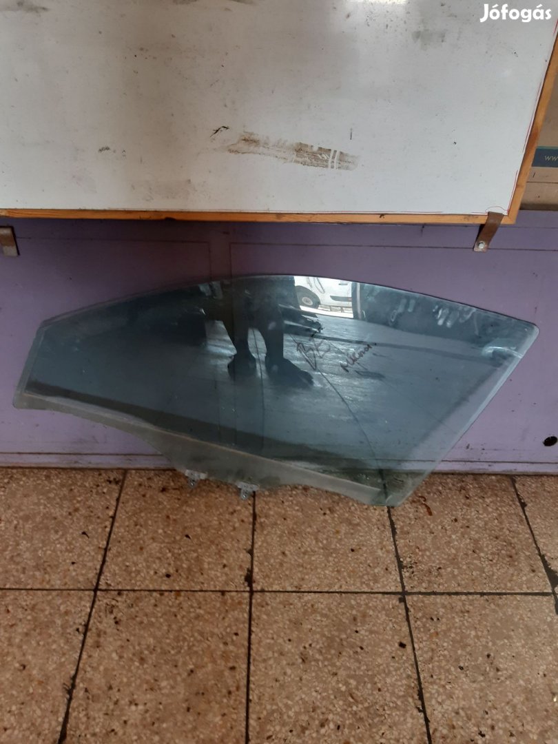 Nissan Micra Bal Első Lejáró Ablaküveg