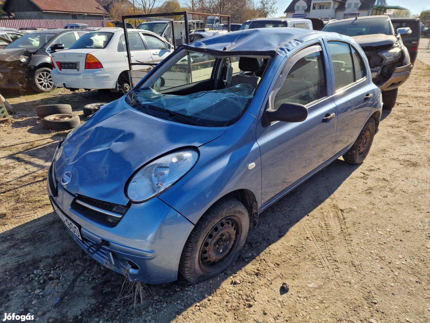 Nissan Micra K12 Lökhárító Lámpa Ajtó Sárvédő Ülés Kerék Felni Bölcső